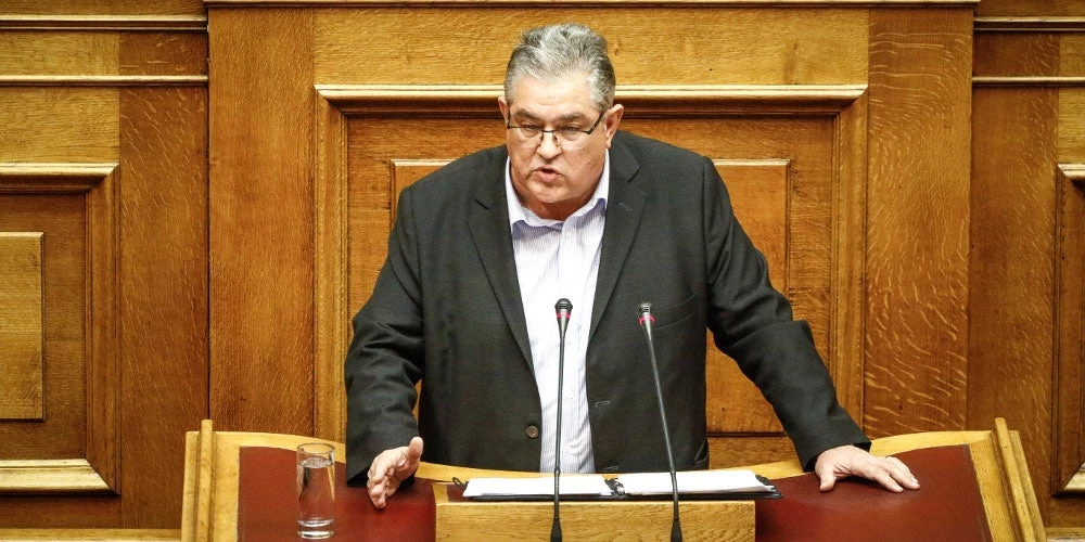 Αποχώρησε το ΚΚΕ από τη συζήτηση της πρότασης δυσπιστίας